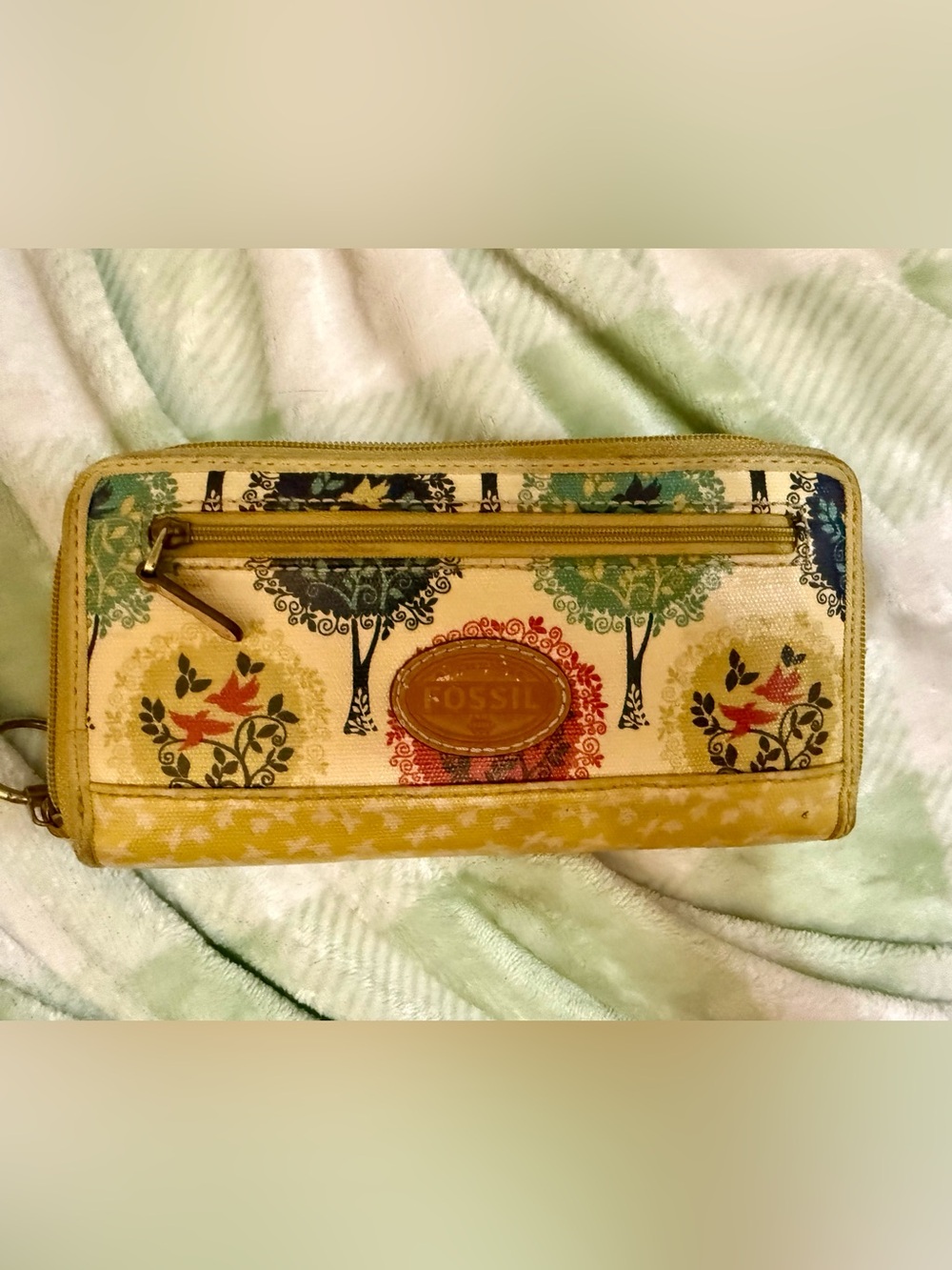 Fossil Multicolor Tree & Bird Print Zip Around Wallet 8”W X 4”H Read Description